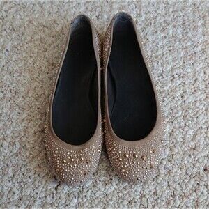 Stuart Weitzman Nubeads Suede Studded Flats size 7